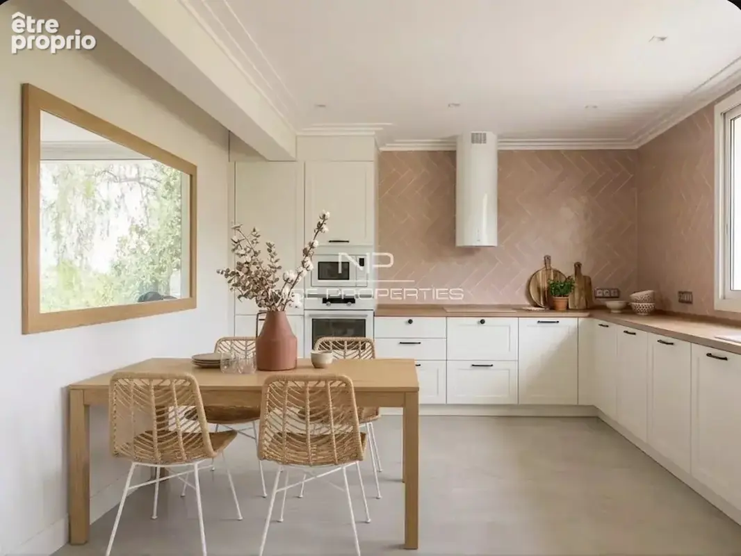 ROQUEBRUNE-CAP-MARTIN : Villa rénovée 4 chambres avec piscine et vue mer - photo 10