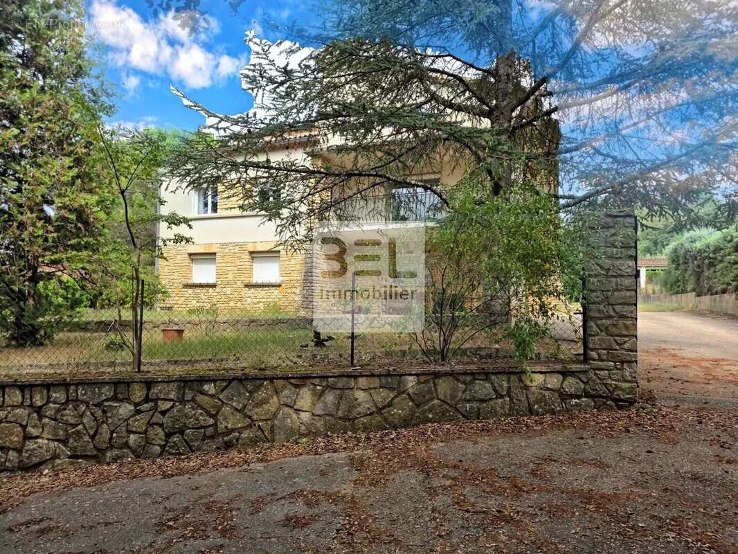 Maison à BAGNOLS-SUR-CEZE