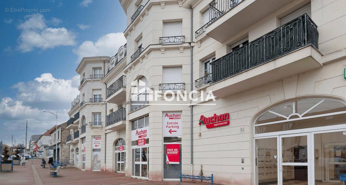 Appartement à SAINT-FARGEAU-PONTHIERRY