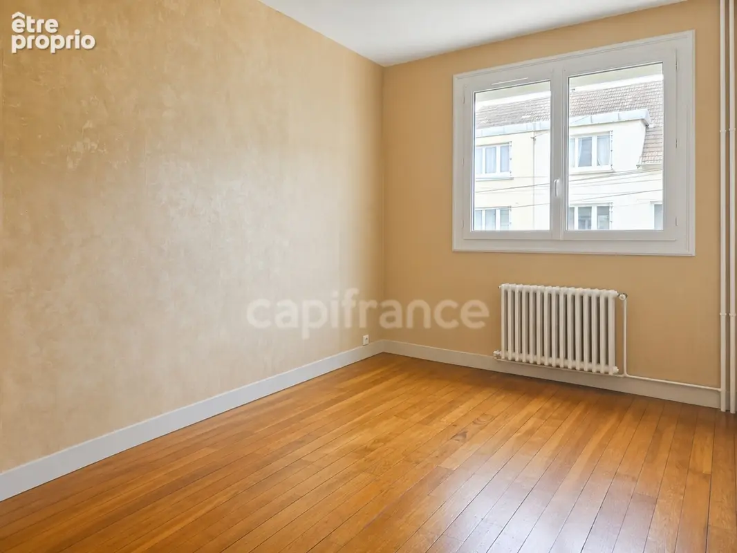 Une belle opportunité entre Les Maillets et Premartine ! Maison familiale de 94 m² idéalement située, qui n'attend plus que votr - photo 9