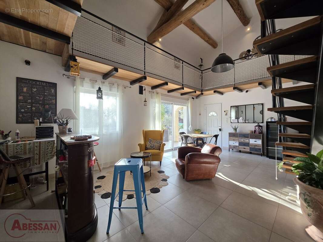 Maison à SAINT-PRIVAT-DES-VIEUX