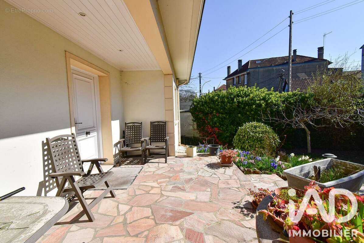 Photo 3 - Maison à LE RAINCY