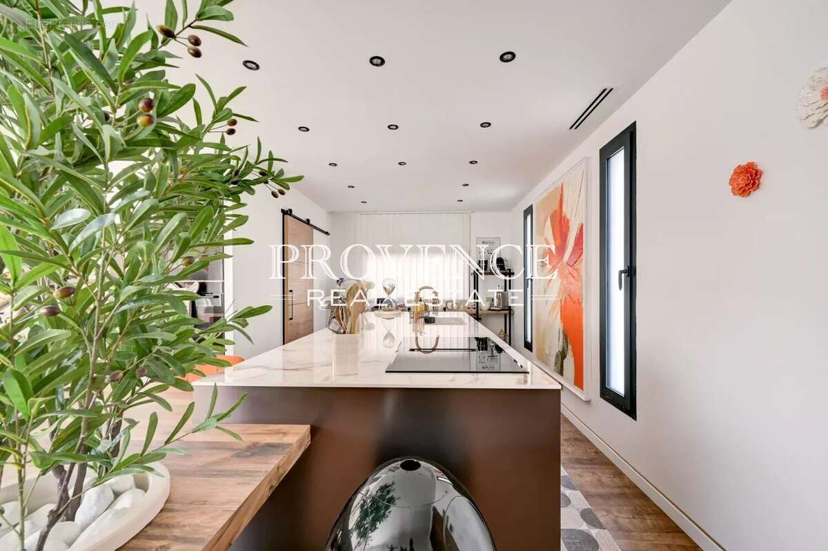 Maison à MARSEILLE-11E