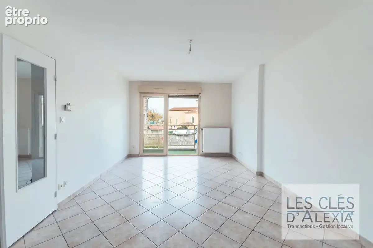 Appartement T3 avec cave, garage et balcon lumineux - photo 3