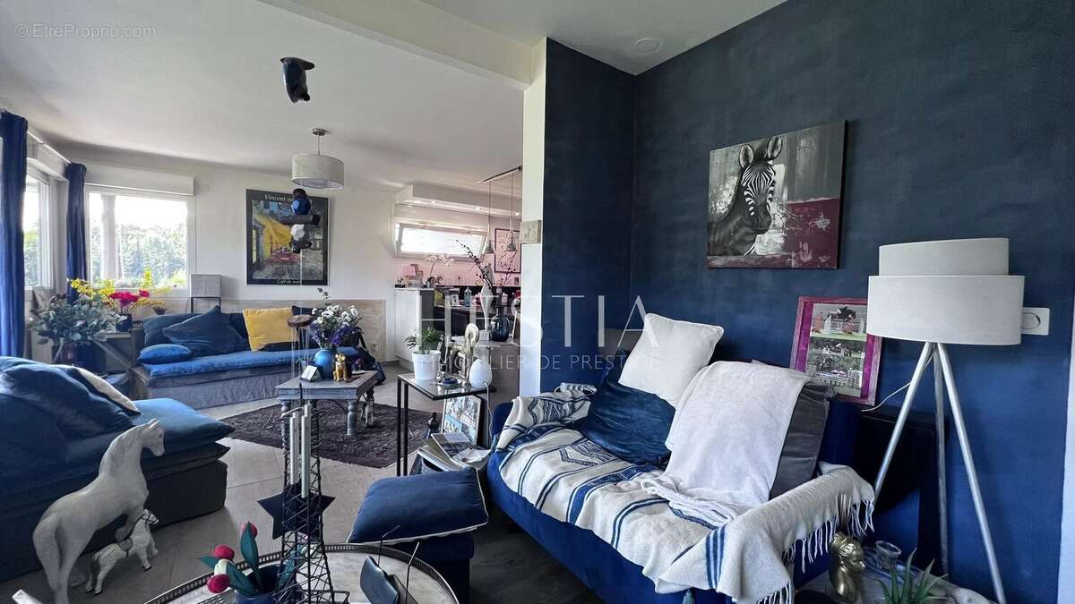 Appartement à SEYNOD