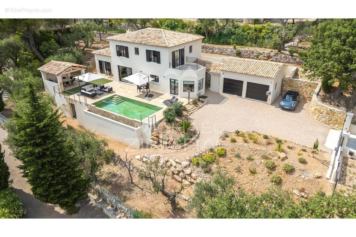 Maison à SPERACEDES