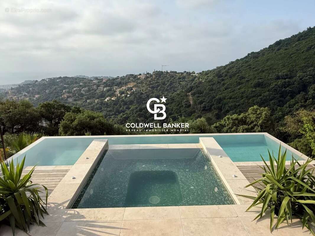 Maison à CAVALAIRE-SUR-MER