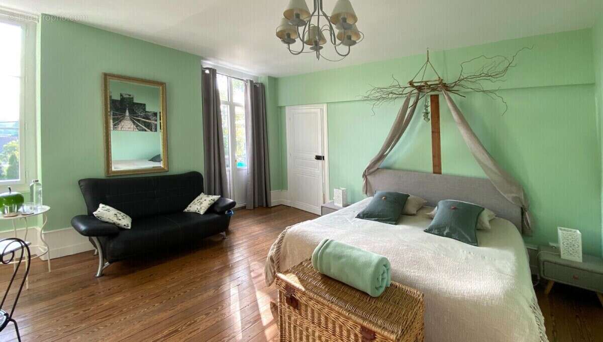 Maison à SAINT-MARCEL