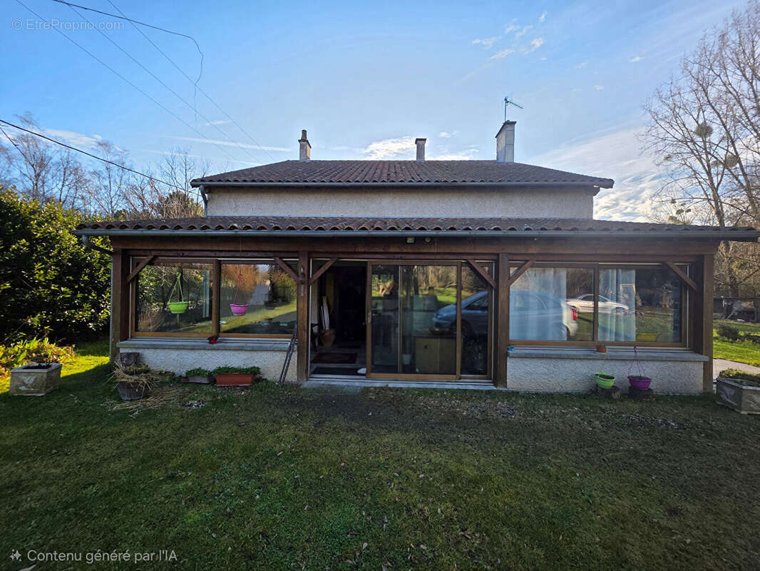 Maison à SOSSAIS