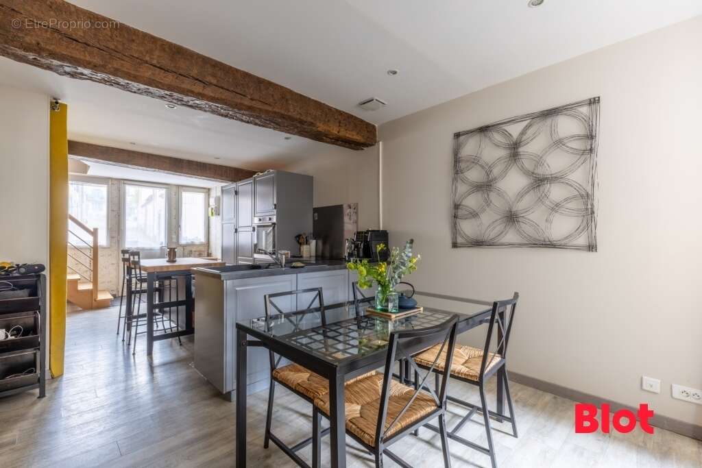 Maison à CHATEAUGIRON