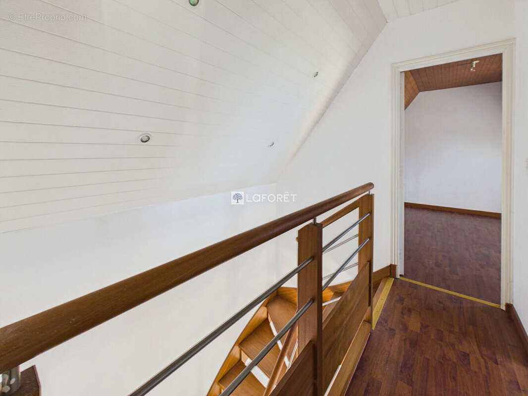Maison Plozevet 5 pièce(s) 91 m2 - photo 15