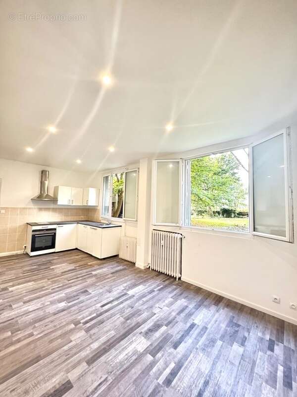 Appartement à RIS-ORANGIS