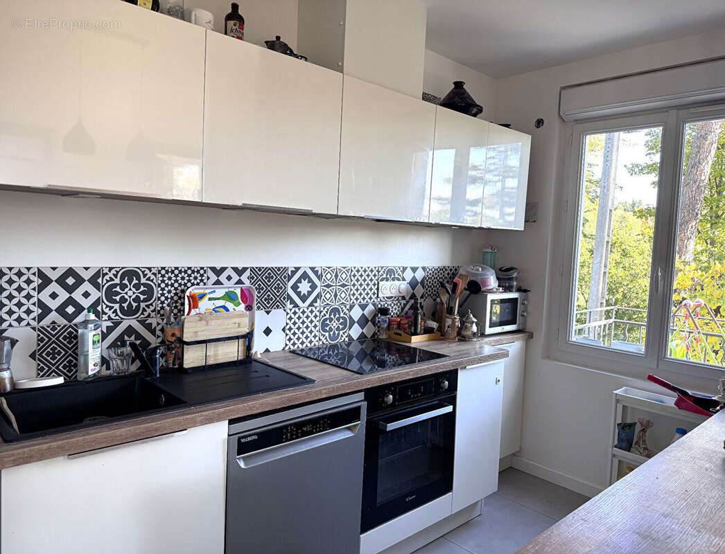 Appartement à VILLENEUVE-LES-AVIGNON