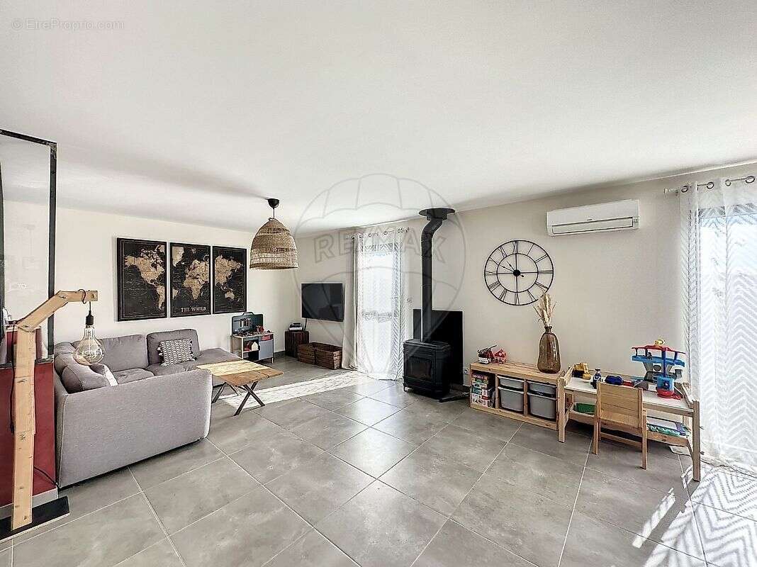 Maison à BOISSET-ET-GAUJAC