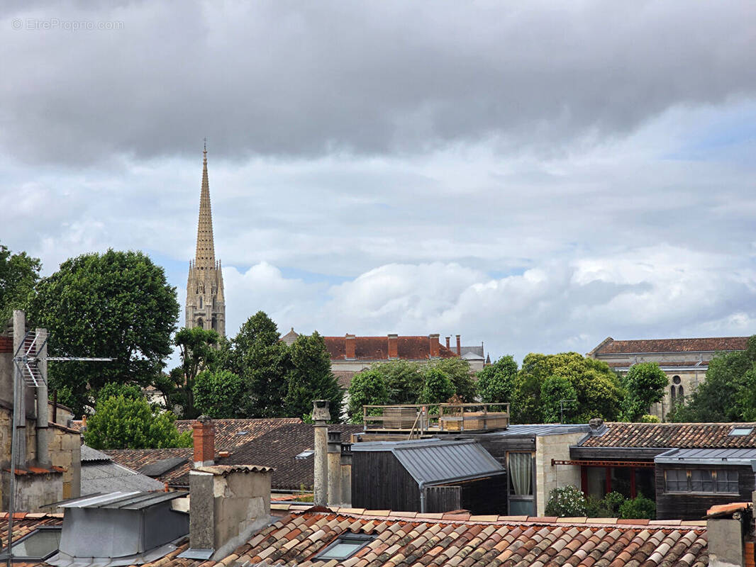 Appartement à BORDEAUX