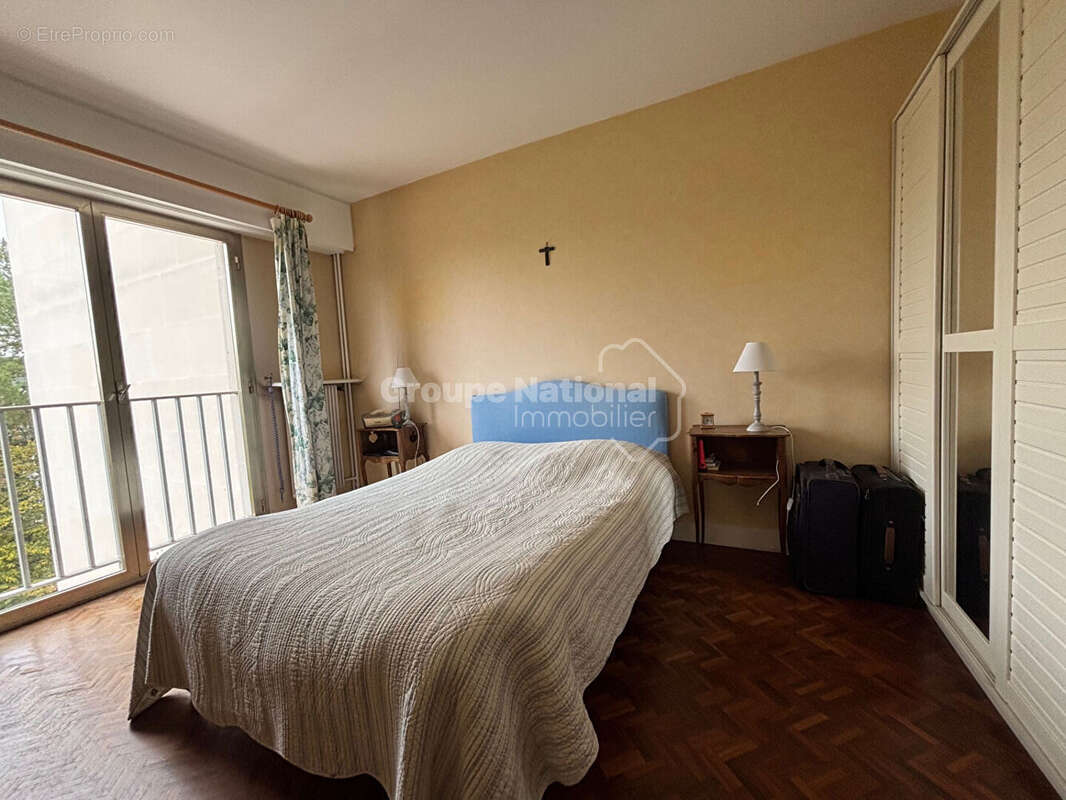 Appartement à VERSAILLES