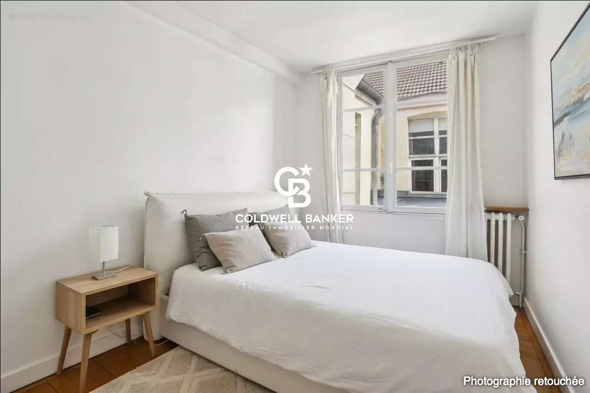 Appartement à PARIS-7E