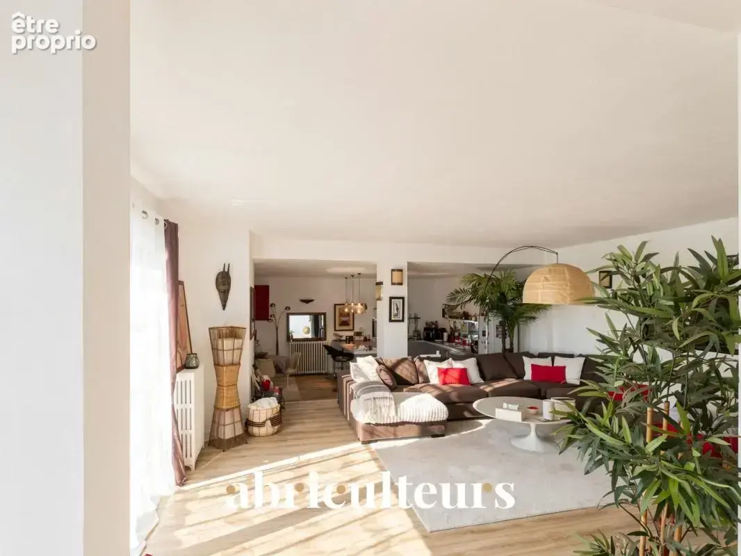 Grand loft indépendant de 176 m² – Colombes Centre-Gare - photo 2