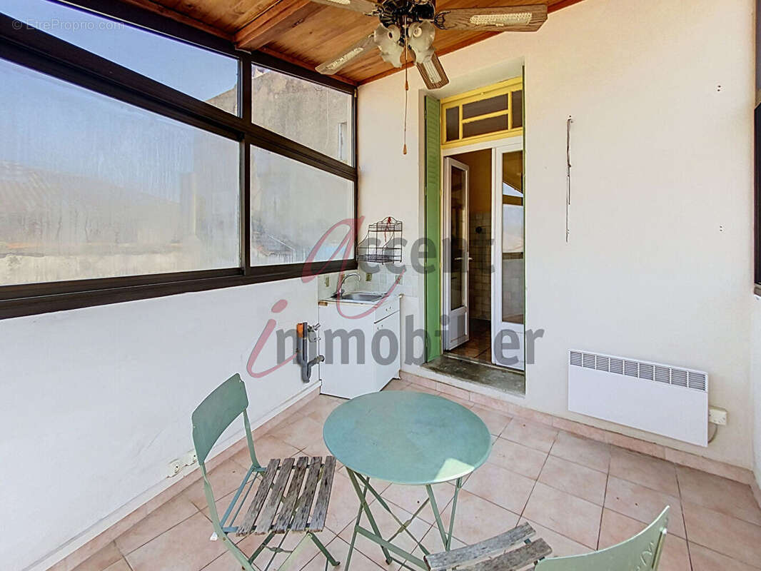 A vendre en exclusivité appartement T3 de 64m² au dernier étage d'une résidence en centre ville de Cavaillon - photo 9