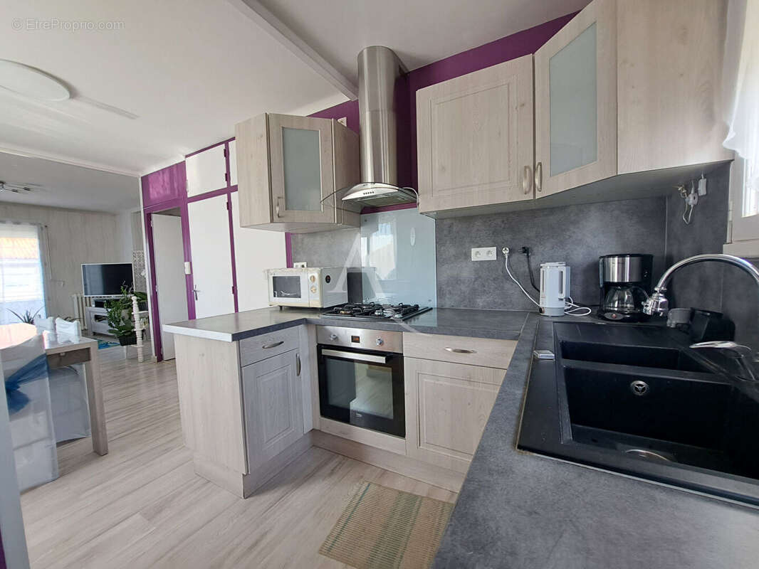 Maison à LES HERBIERS