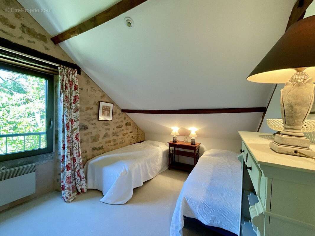 Corps de ferme - 300m2 hab. - 2,5 ha - photo 13