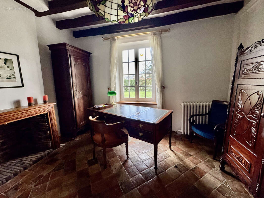 Maison à VIEILLES-MAISONS-SUR-JOUDRY