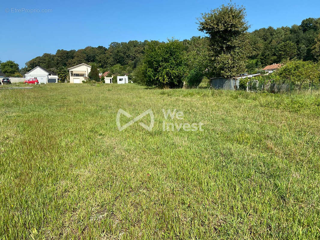 Terrain à ARESSY