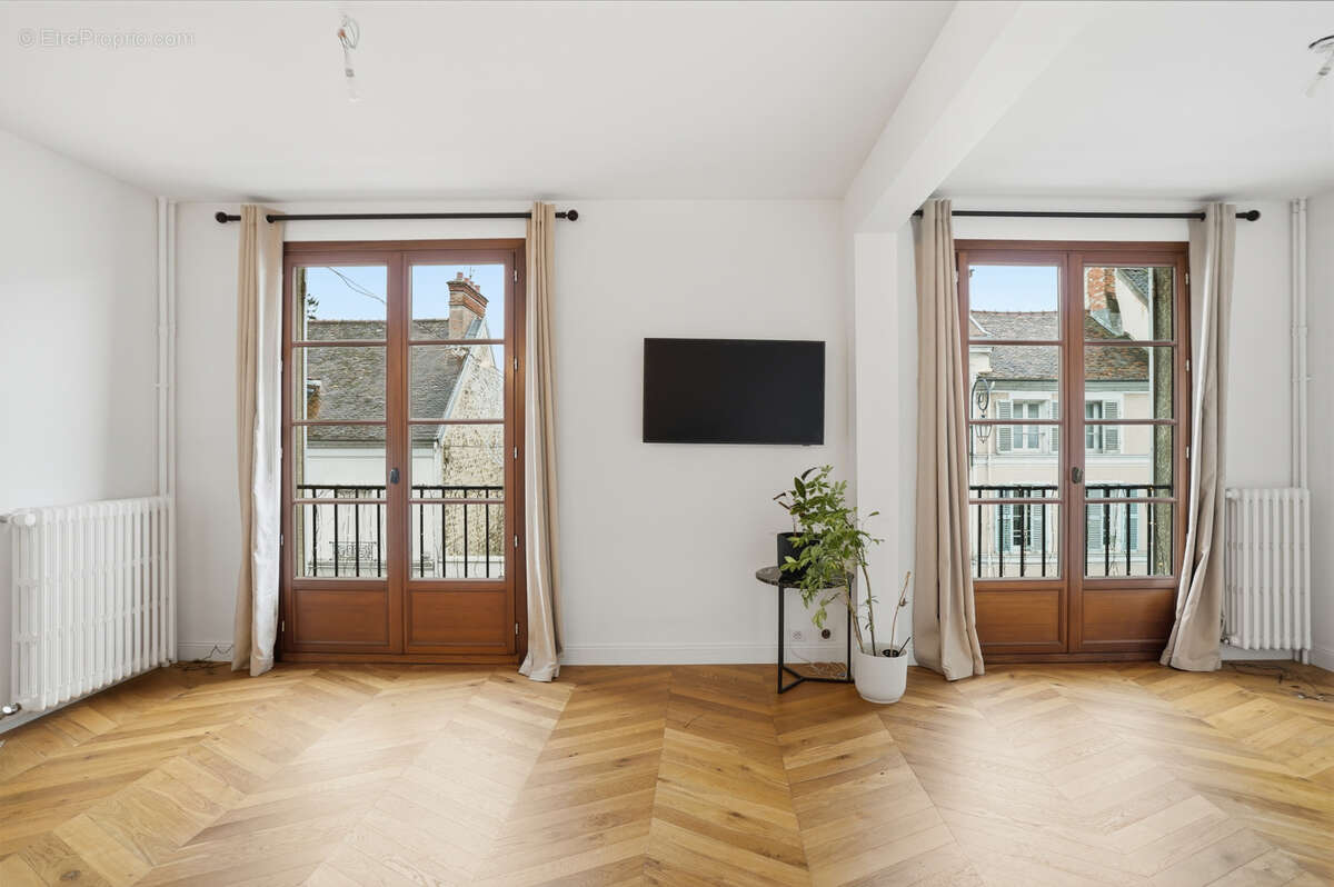 Appartement à FONTAINEBLEAU