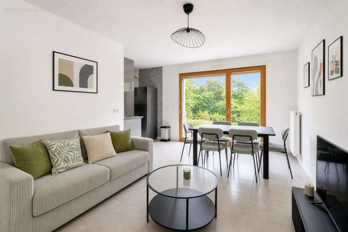Appartement à SAINT-PRIEST