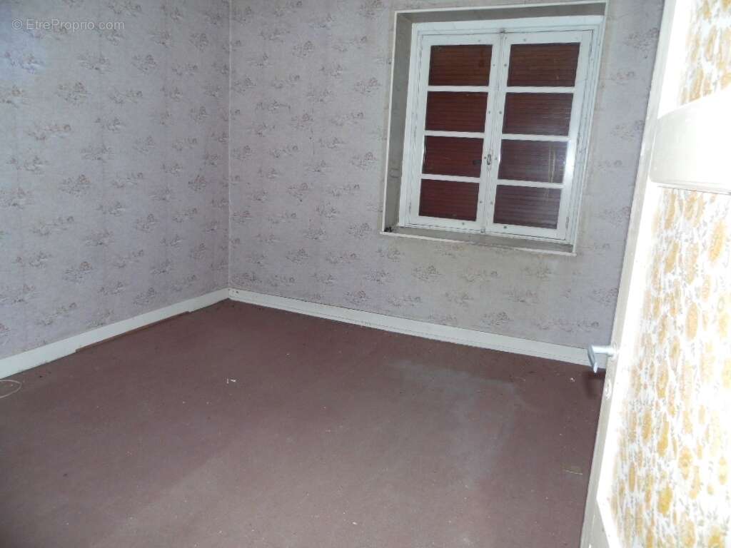 Maison à SENONES