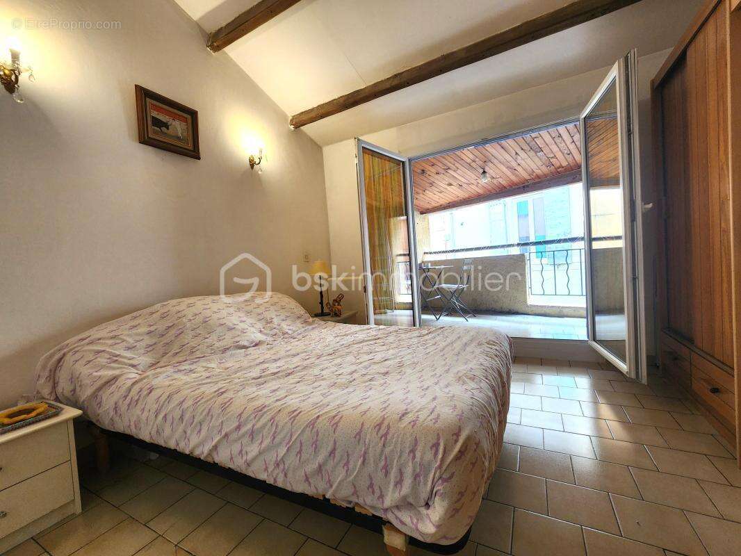 Maison à LA TOUR-D'AIGUES