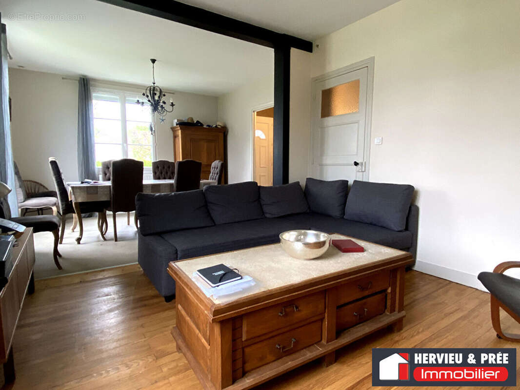 Maison à OUISTREHAM