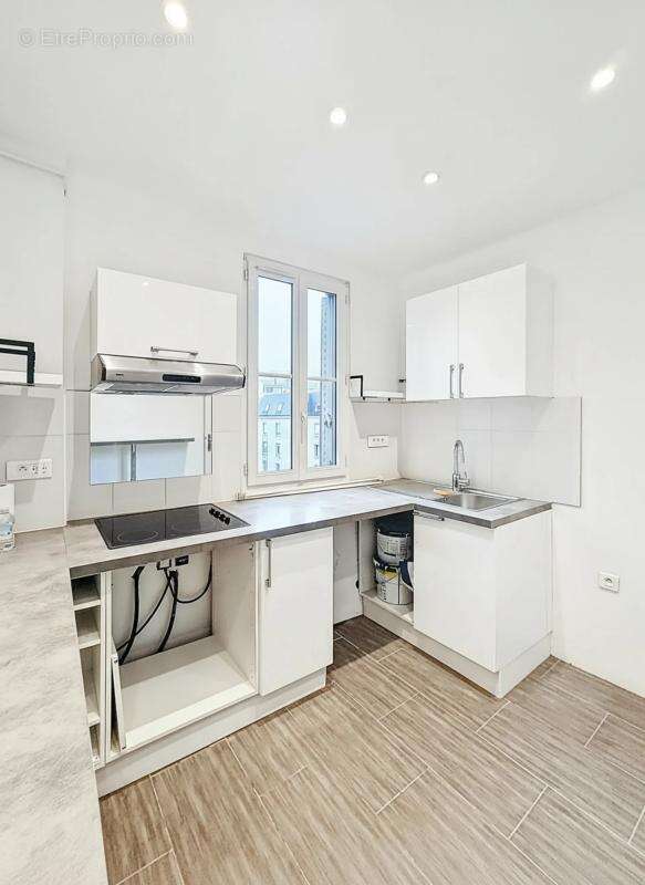 Appartement à CHARENTON-LE-PONT