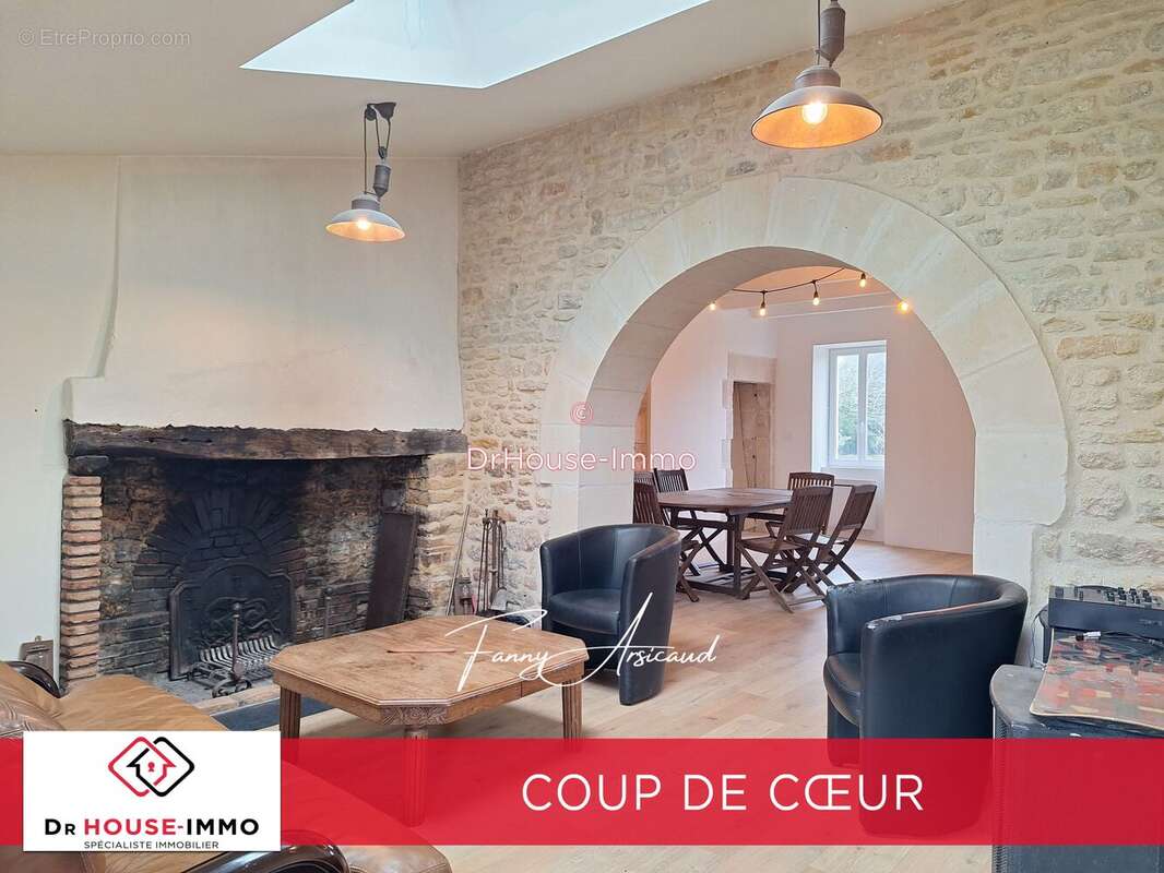 Maison à PUYRAVAULT
