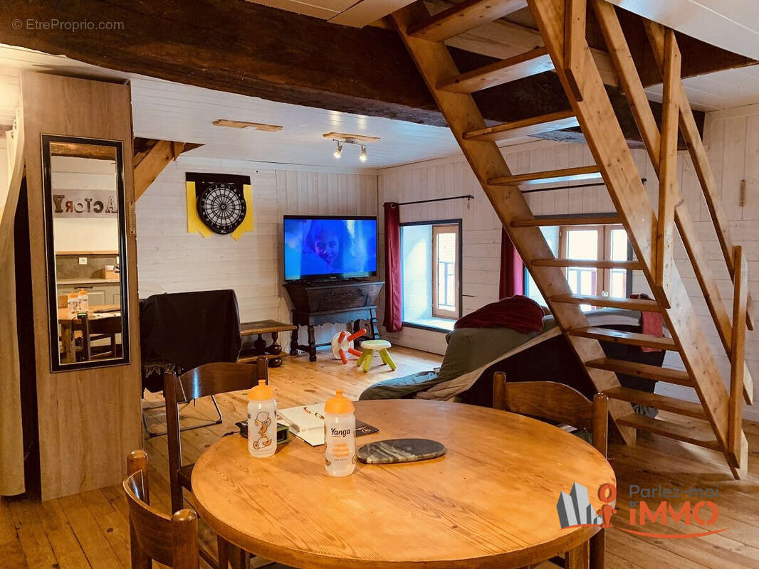 Appartement à VILLEBOIS