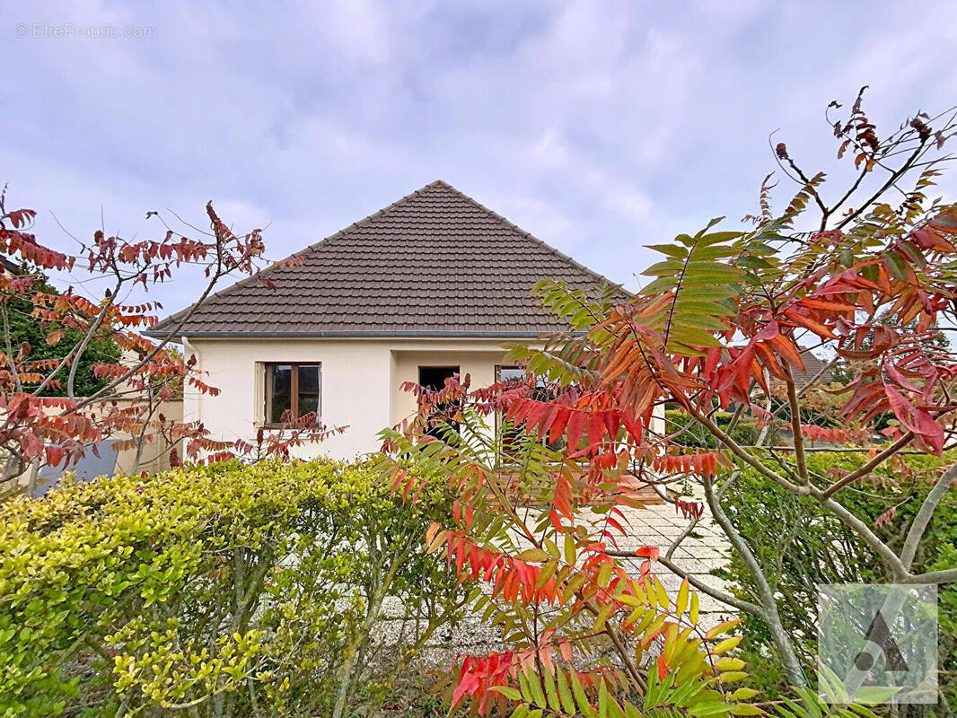 Maison à OUISTREHAM