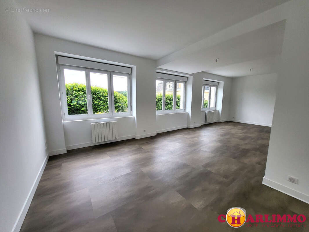 Appartement à SAINT-JUNIEN