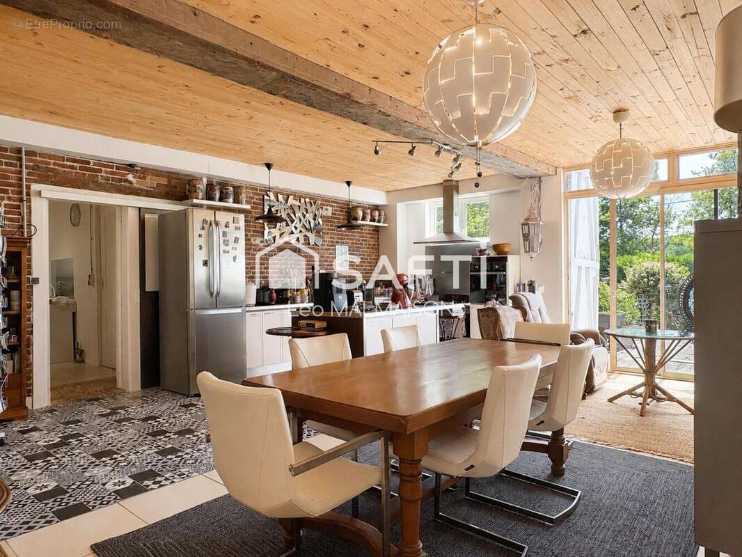 Maison 276 m² à Orbec  - photo 5