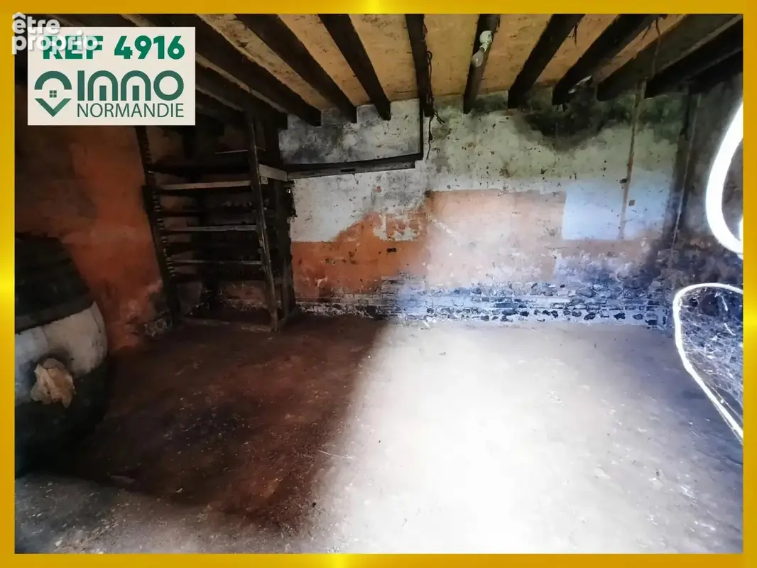4916 - maison de 1870 - rénovation complète à  prévoir - photo 28