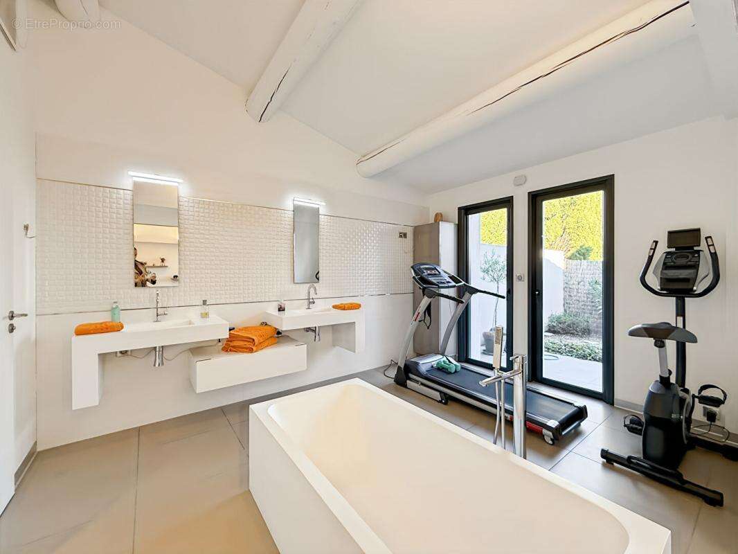 Maison à MAUSSANE-LES-ALPILLES