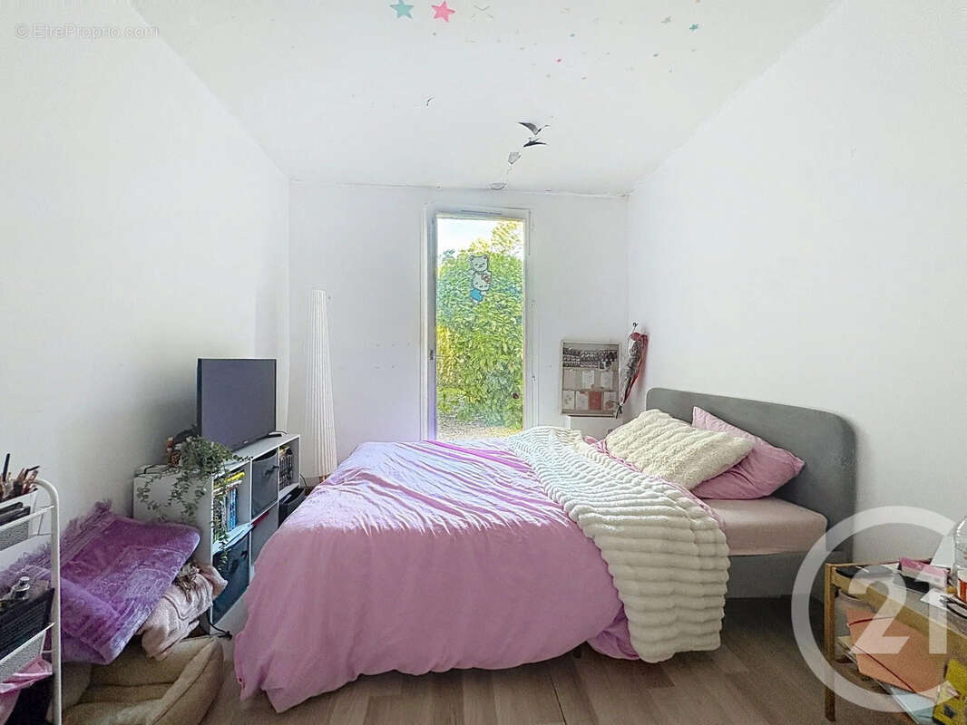 Appartement à NANDY