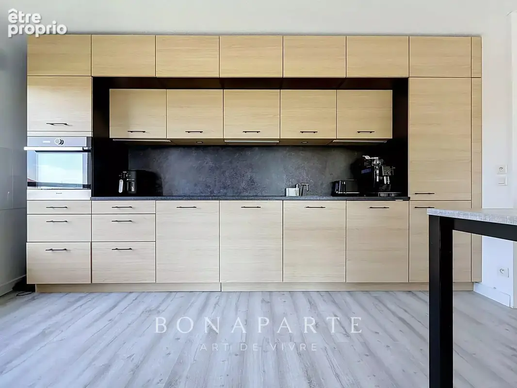 Cessy - Appartement T4 lumineux avec vue Mont-Blanc & Jura - photo 3
