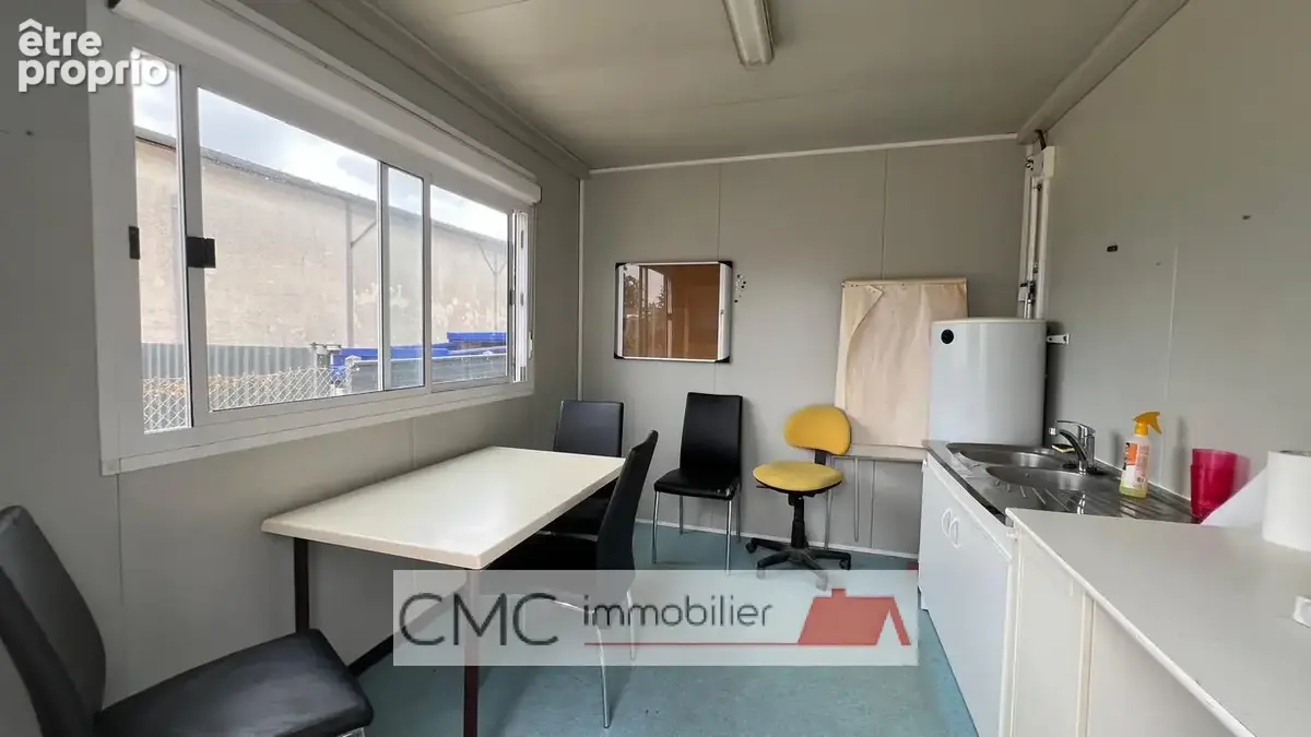 Maison 1 pièce 324 m² à vendre à Chartres (28000) - photo 3