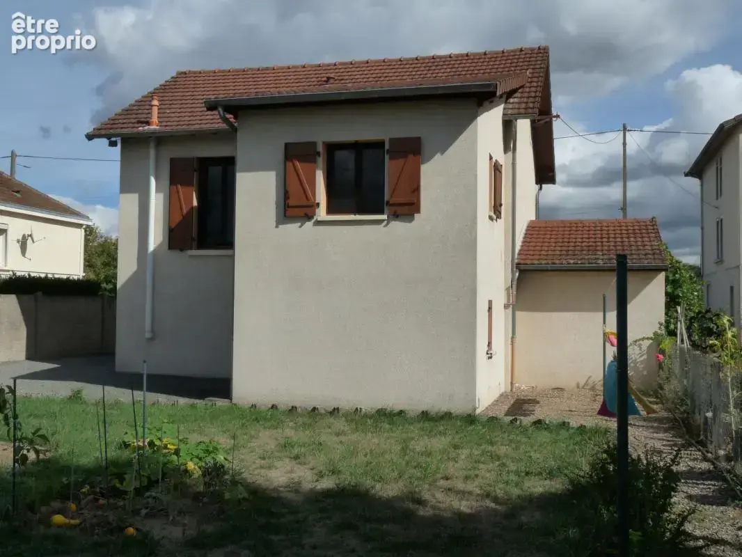 Maison 4 pièces 92 m² à vendre à Gueugnon (71130) - photo 4