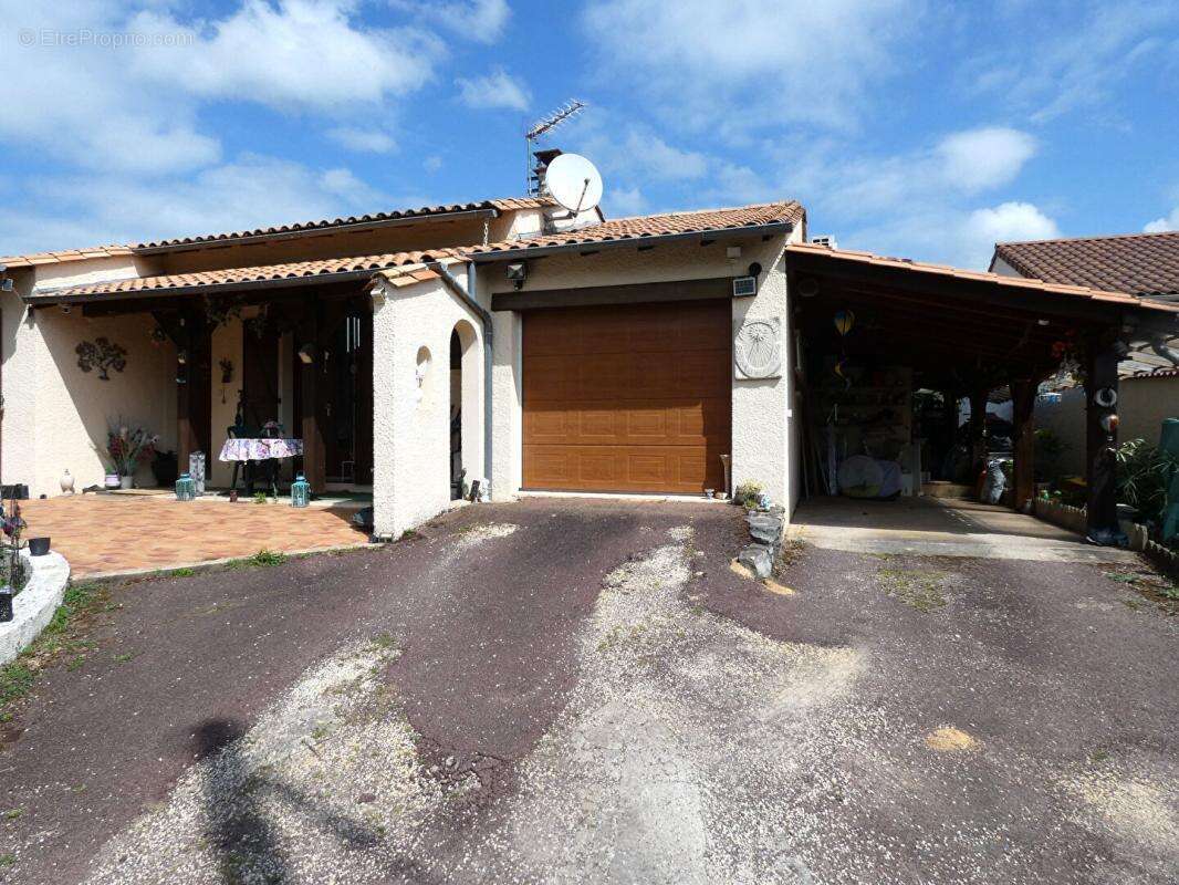 Maison Saint Martial D Albarede 4 pièce(s) 98 m2 - photo 3
