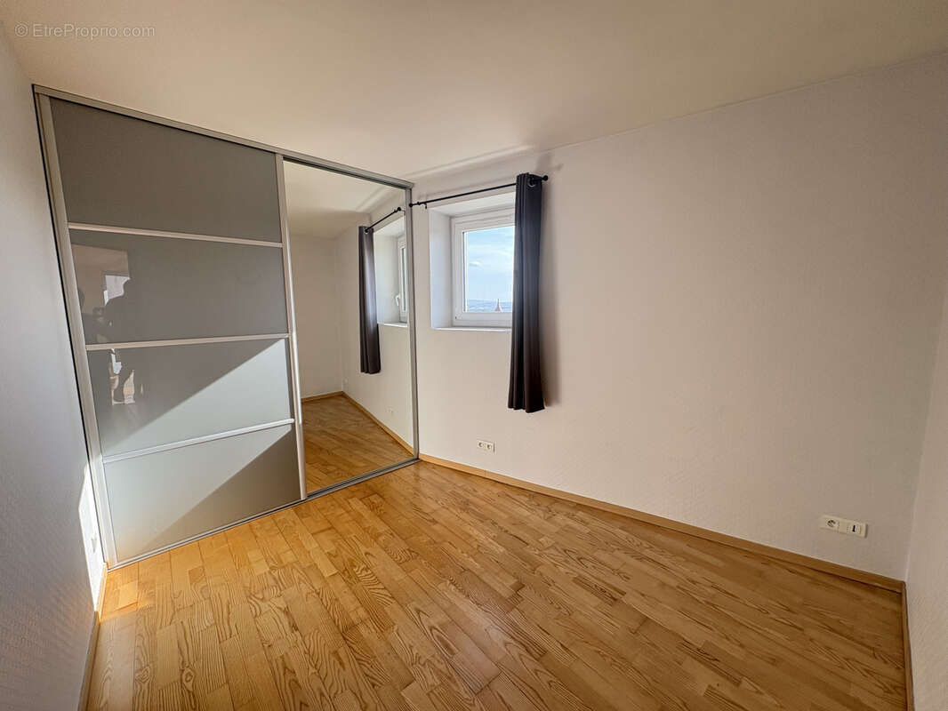 Appartement à SORBIERS