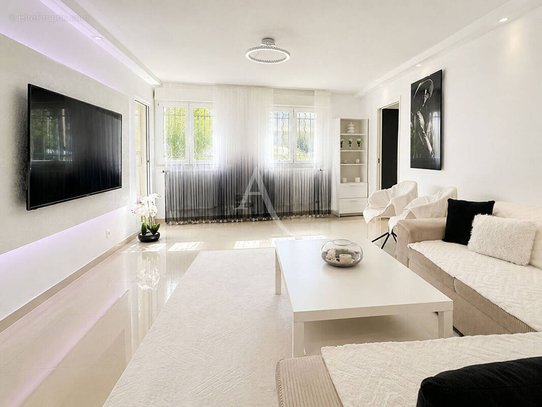 Appartement à FONTENAY-SOUS-BOIS