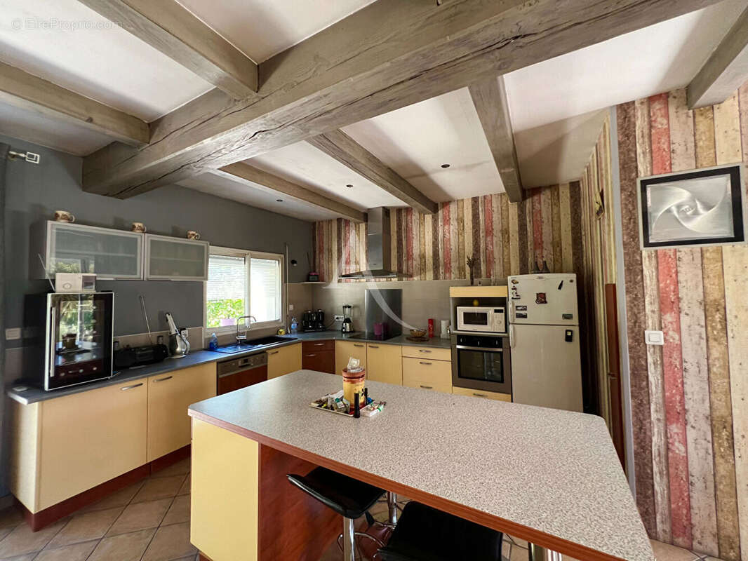 Maison à GROSBREUIL