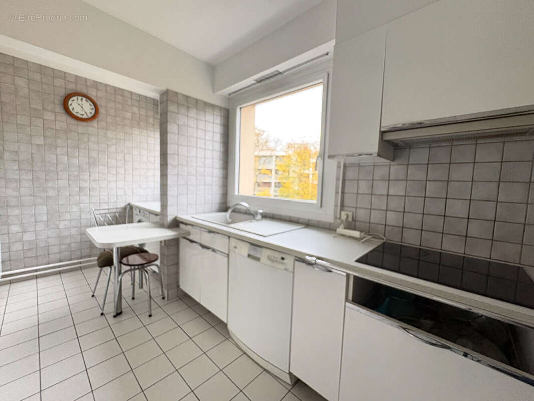 Appartement à VERRIERES-LE-BUISSON