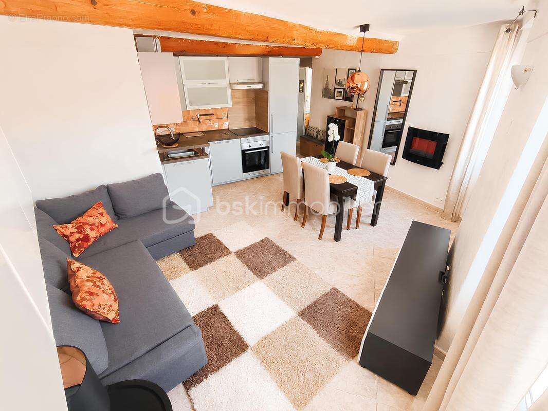 Appartement à OLLIOULES